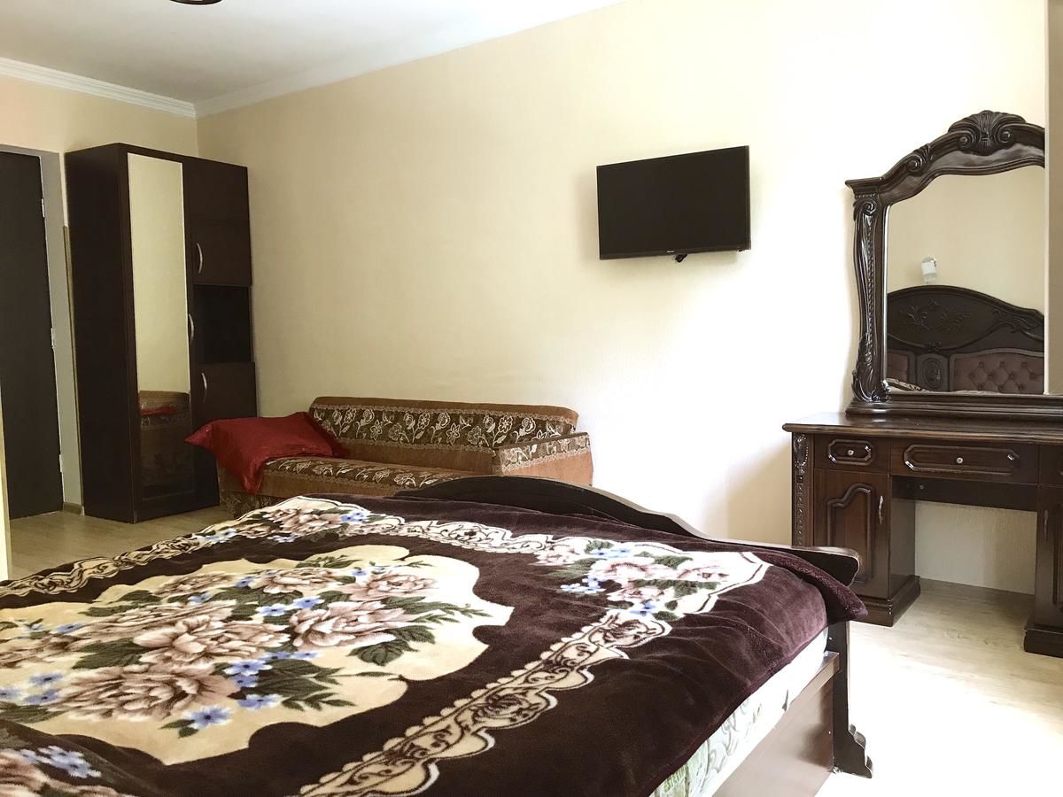 Отели типа «постель и завтрак» Villa Sataplia Цхалтубо-14